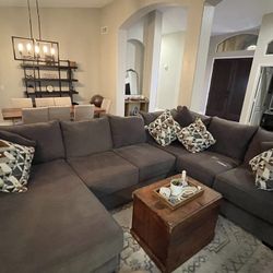 Sectional Couch w/ Pillow Set - $150 OBO