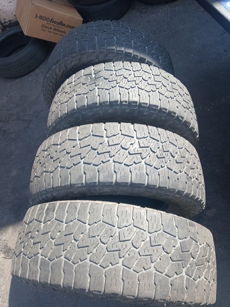 LT275/70R18 FALKEN WILDPEAK AT3 TIRES (4)