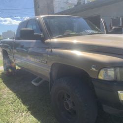 2001 dodge ram 2500 cummins 