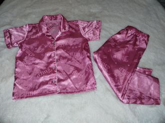 Girls Juicy Couture Pink Satin Pajama 2pc Set Logo Sleepwear Size 24 Months