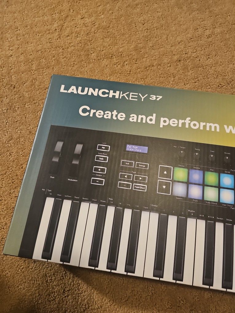 Novation LaunchKey 37