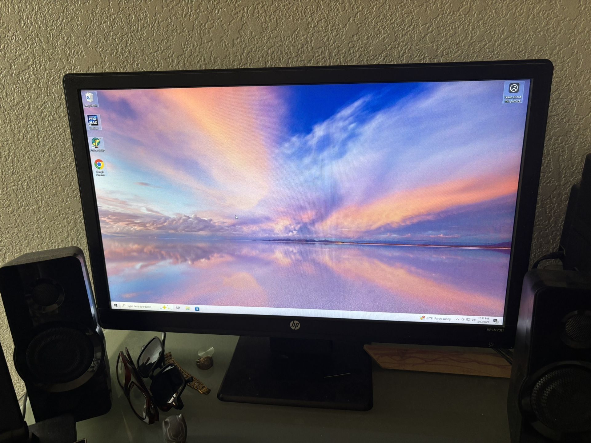 HP LV2311