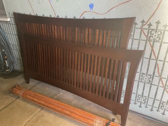 Queen wooden Craftsman/Mission Complete Bed Frame