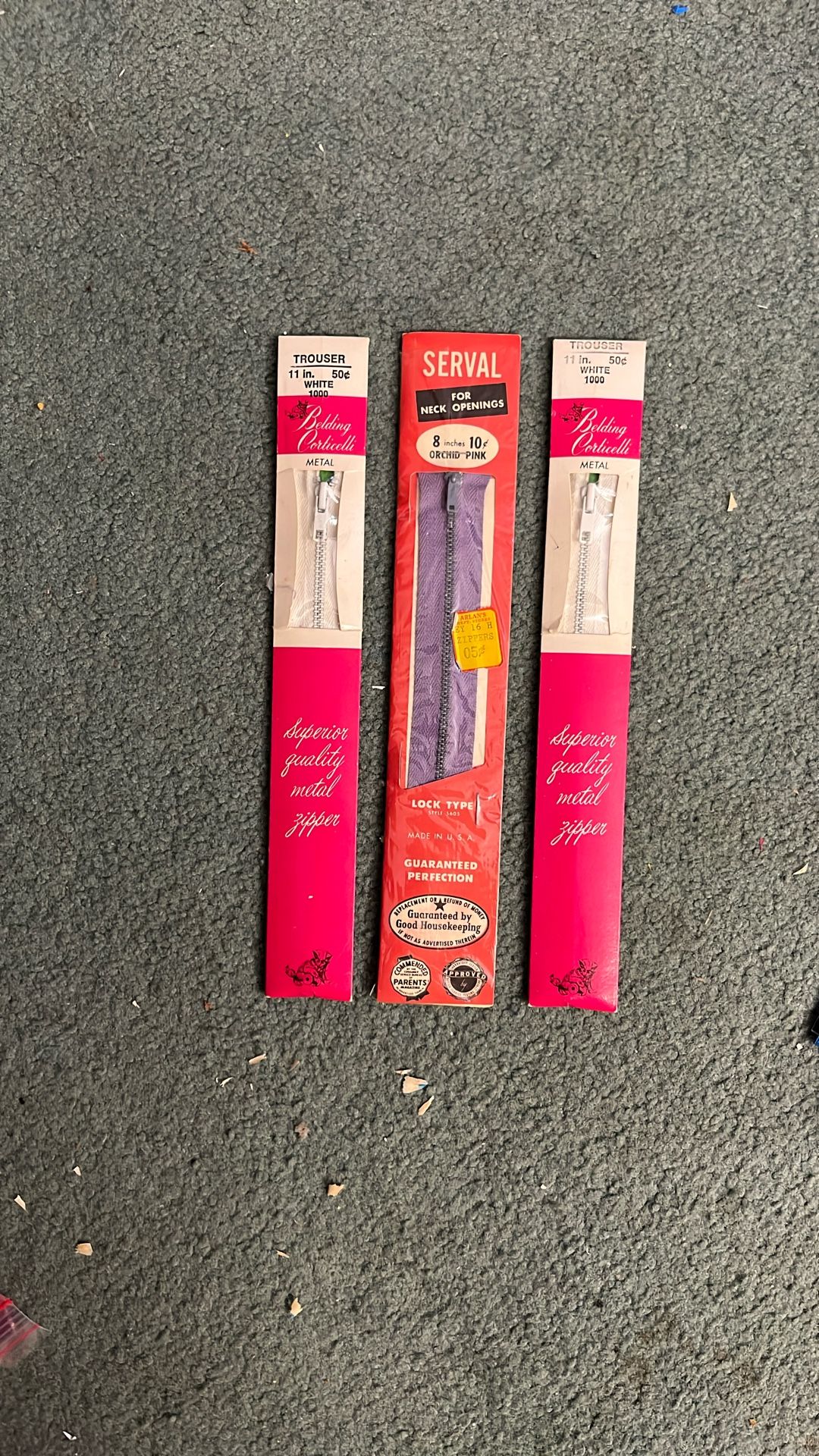 8 vintage Zippers