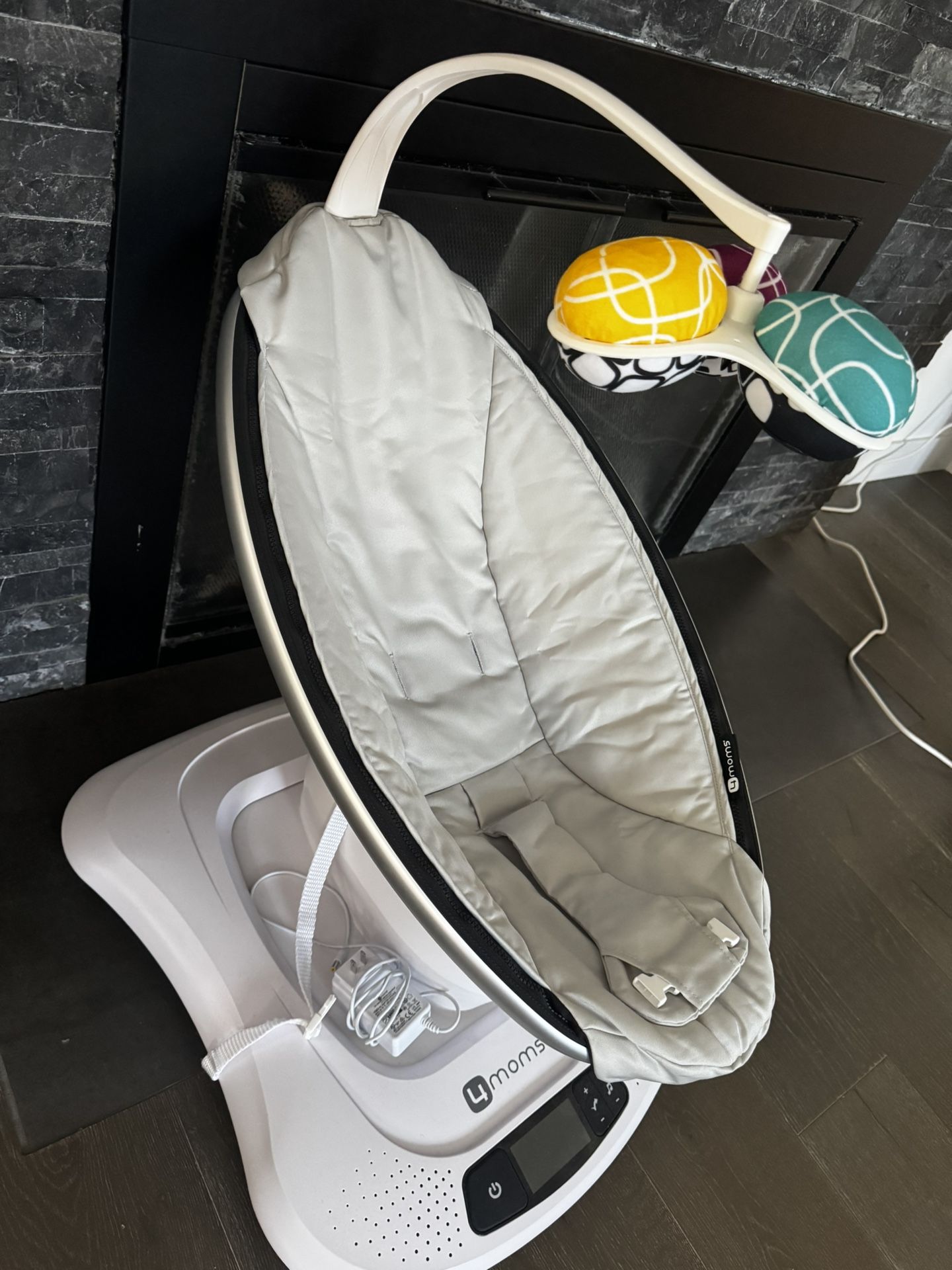 Mamaroo 4Moms Swing