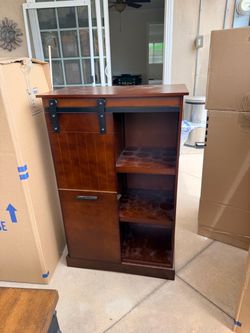 Selling a Whirlpool stainless steel side-by-side refrigerator with a built-in ice and water dispenser. Removed during a recent kitchen remodel. It has