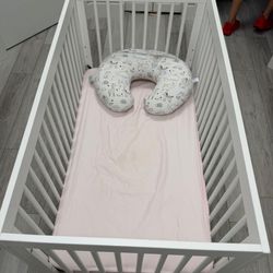 Baby crib