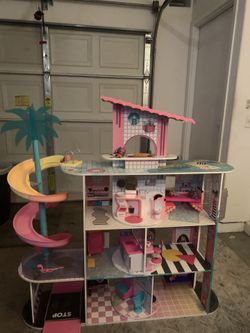 LOL Dollhouse