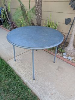 Round Folding Fold Up Card Table 40" x 28" Tall