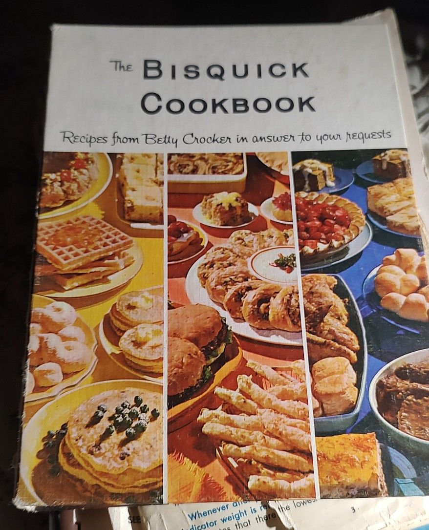 Vintage 1964 Betty Crocker Bisquick Cookbook