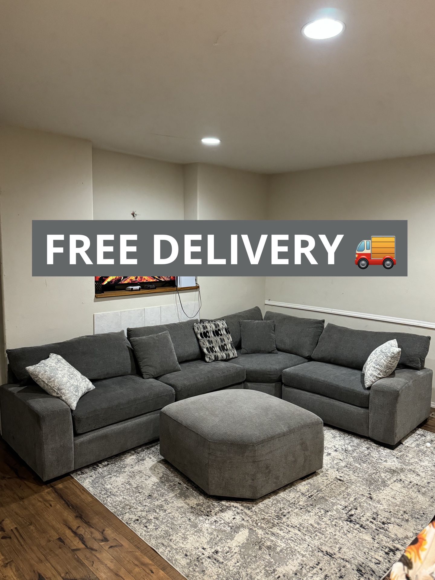 Modular Gray Sectional Couch 🛋️- FREE DELIVERY 🚚 