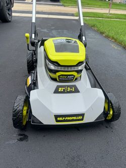 40V HP Brushless 21″ Self-Propelled lawn mower