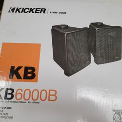 2 6.5 WOOFER AND 2.5 TWEETER IN BOX