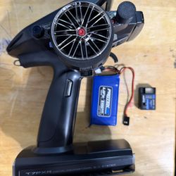 Futaba 7PXR Radio In Excellent Condition 