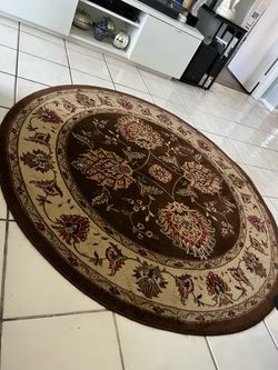 Round Carpet