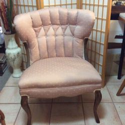 WINGBACK CHAIR. Open to Offers