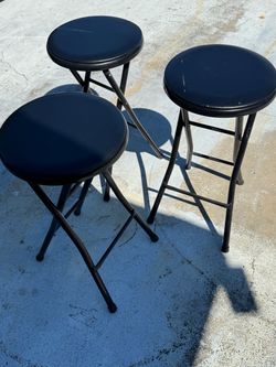 Mainstays Folding Vinyl Padded Counter Stool, Black set of 3
