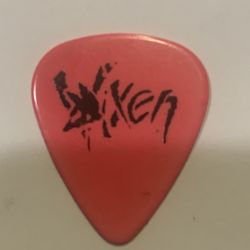 VIXEN / 1988 / VINTAGE / JANET GARDNER / TOUR GUITAR PICK