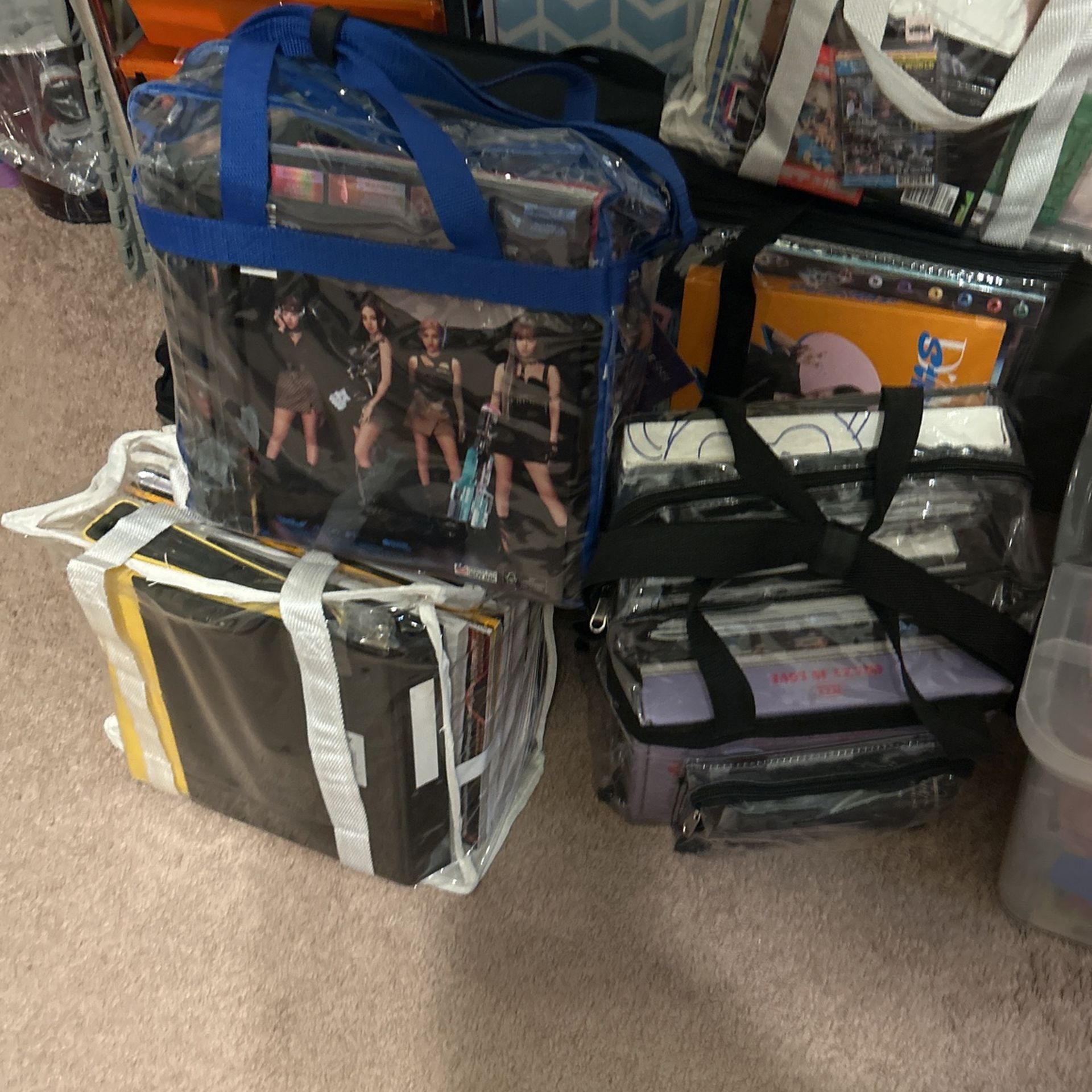 lots of kpop albums