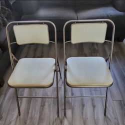 Set Of 2 Vintage Samsonite Folding Chairs $150 Or Best Offer 