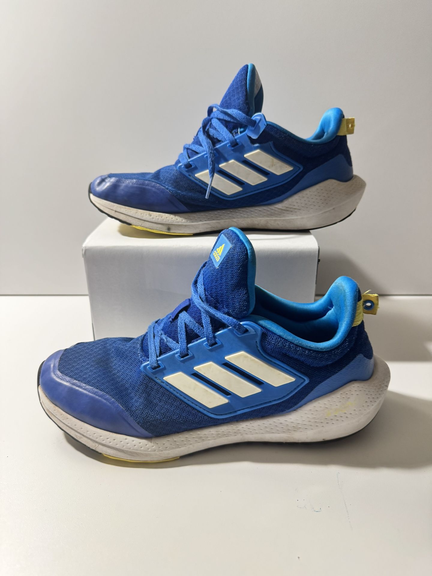 Men’s Adidas Size 7