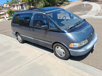Beautiful classic Toyota Previa