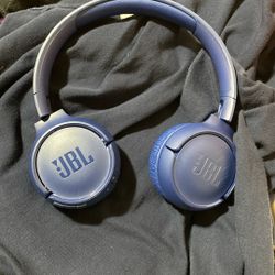 JBL HEADPHONES 