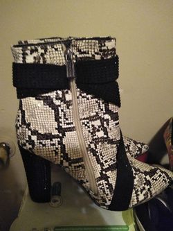 Women's Designer Shoes 