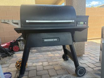 Traeger Ironwood 885