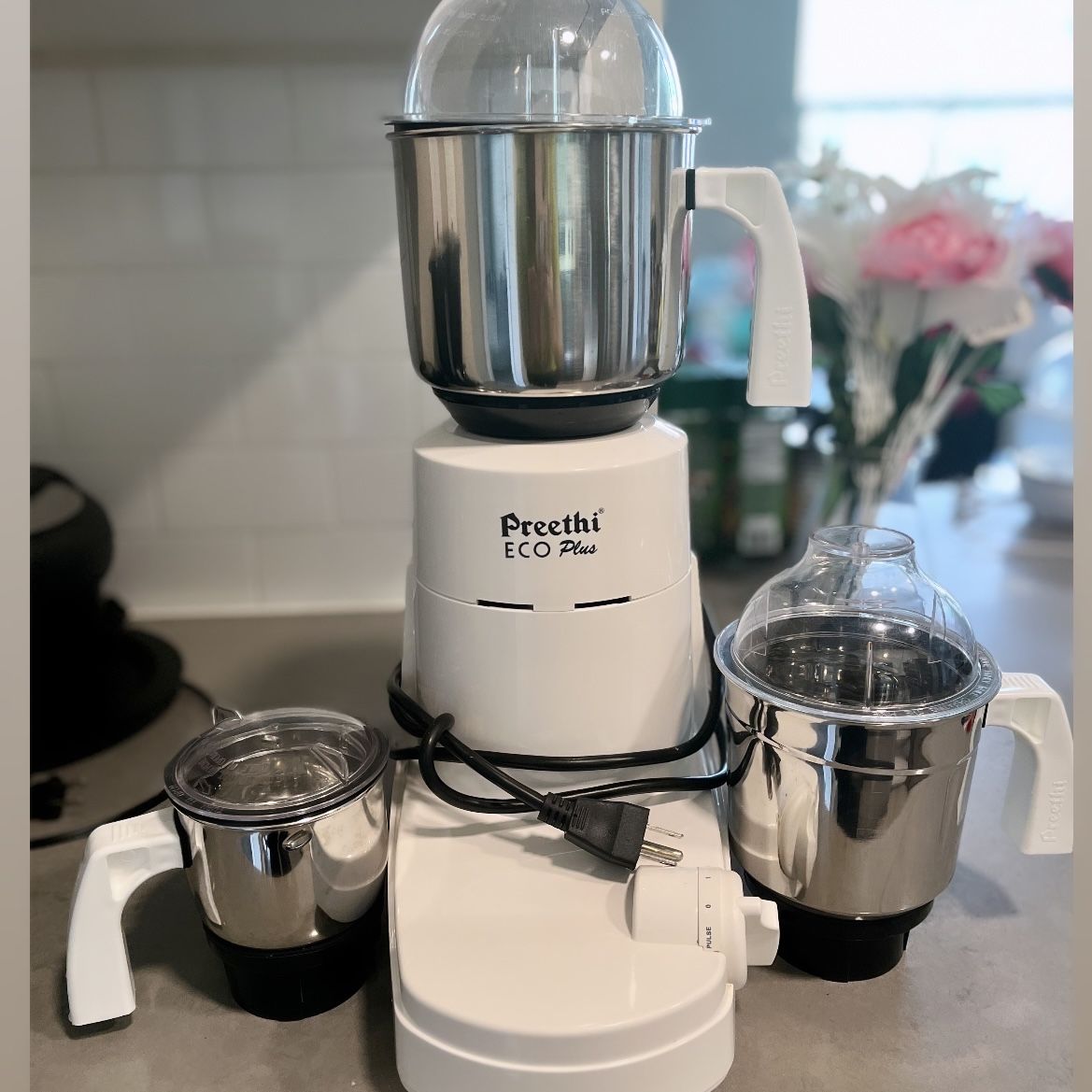 キッチン家電 Preethi 110V Eco Plus Mixer Grinder 3Jar Amazon.com: Preethi Eco Plus Mixer Grinder, White, 3 Jar