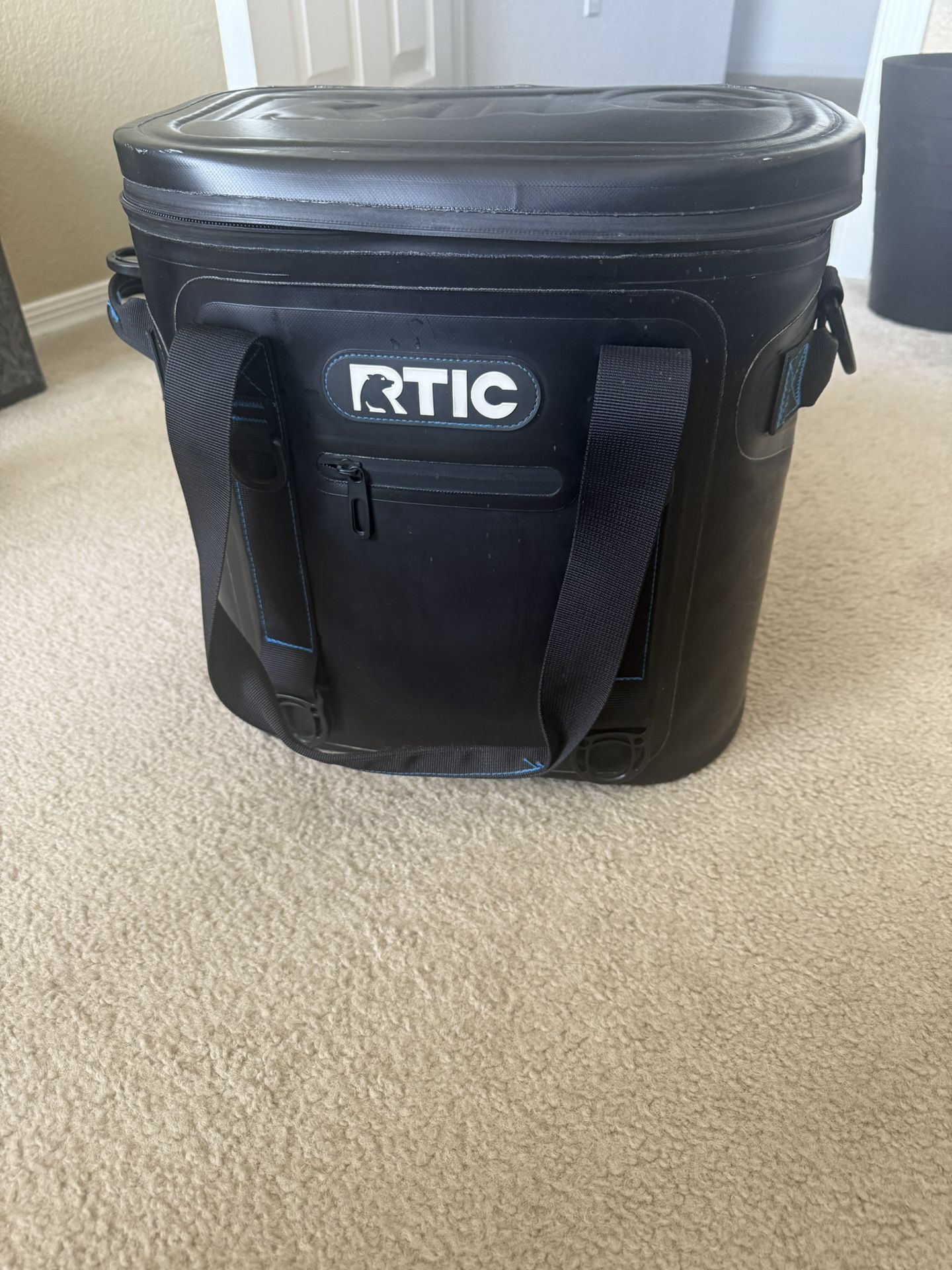 RTIC 30 Can Soft Cooler