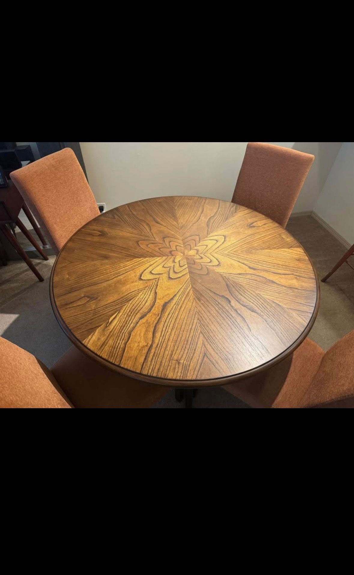 Round dining table with chairs