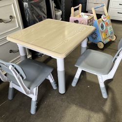 Kids Table and Chairs, Height Adjustable