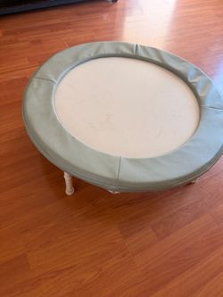 Kids gathre trampoline