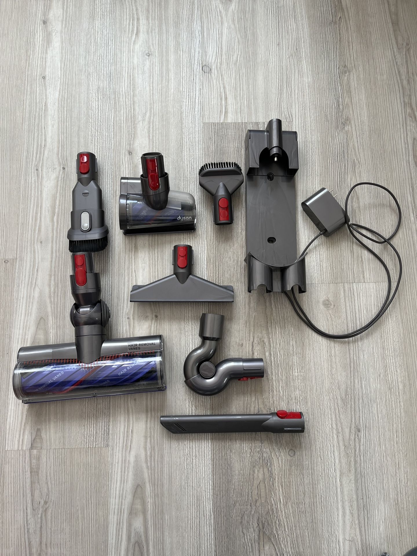 Dyson V8 Vacuum