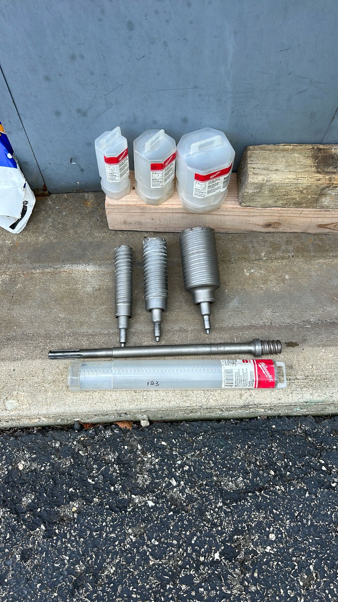 Milwaukee 1-1/2”/2”/3” Thick Core Bit With Guide Plate And Centering Bit
