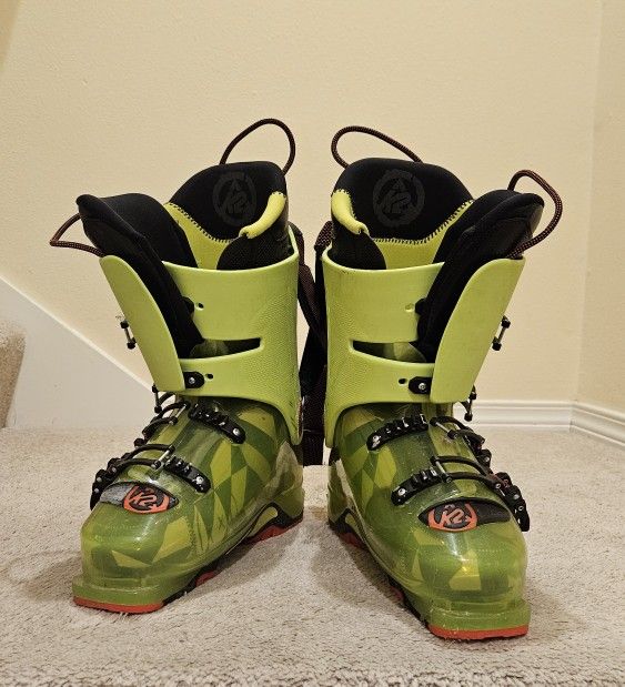K2 Spyne 130 Men Ski Boots Used size 26.5