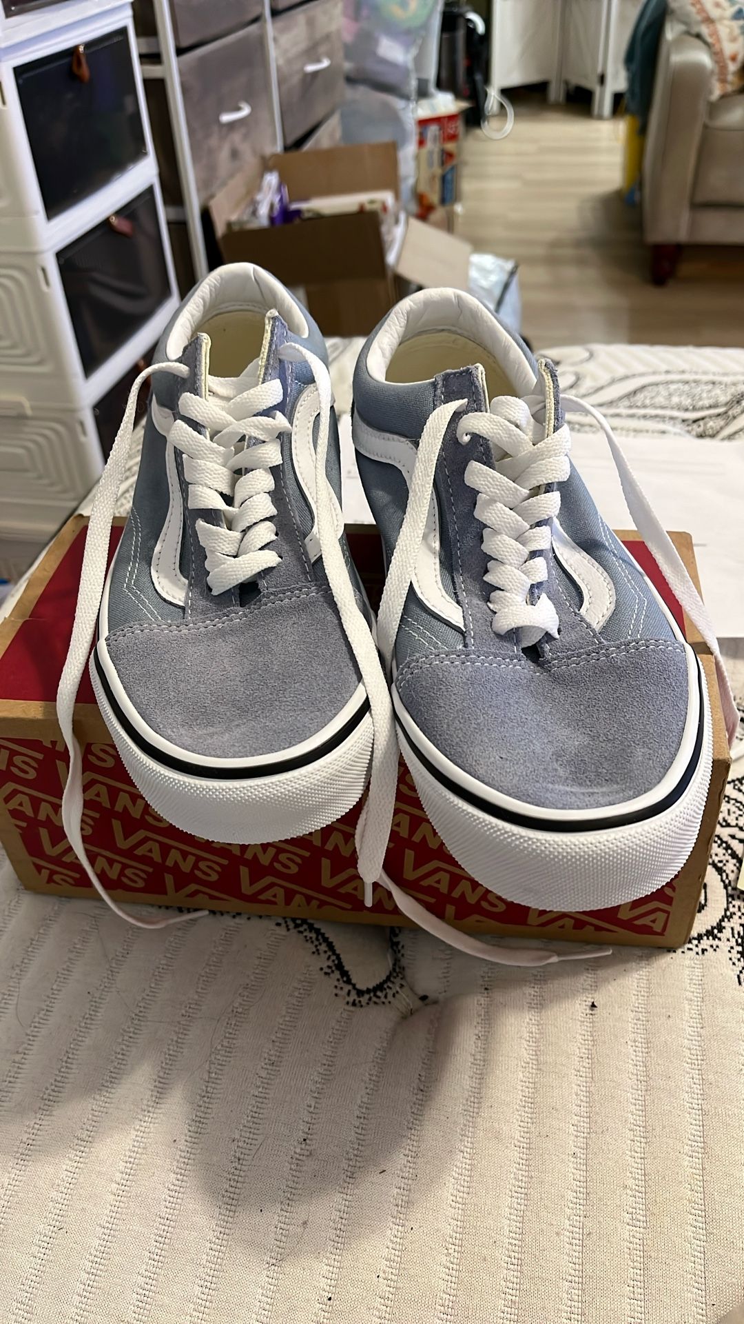 New Van Blue Suede In Box Size 7 Unisex