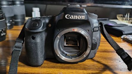 Canon EOS 80D PRO BUNDLE