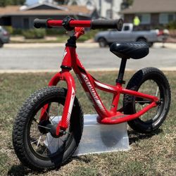 Specialized Hotwalk Balance Bike