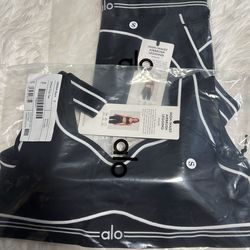 Black and White Alo legging set (Size Small)