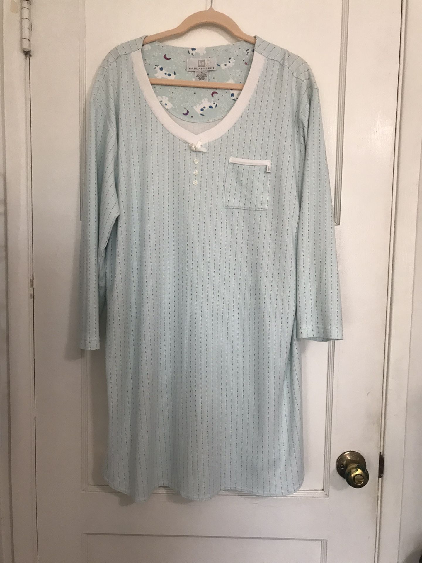 ✔️Women's Light Blue Nightgown 🌹  