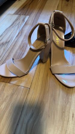 Zapatillas poco uso size 6.5 todas por $10