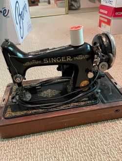 Singer Antique Sewing Machine with Cover
