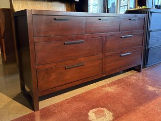 Dark Roast 7-Drawer Doublewide Dresser