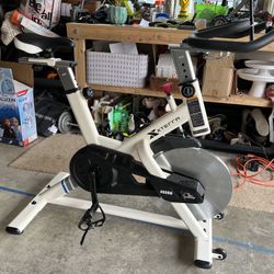 Exercise bike 