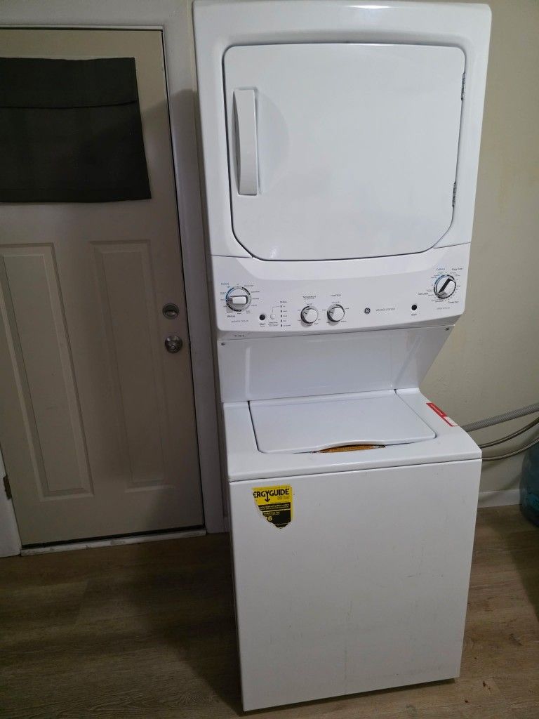 Barely Used Stackable Washer And Dryer