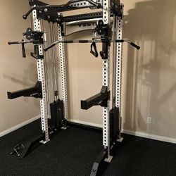 Vesta Fitness PRO SERIES 2-1 Ultimate Half Rack Functional Trainer/Gym Equipment/ Home Gym/ Fitness/ FREE DELIVERY 🚚 