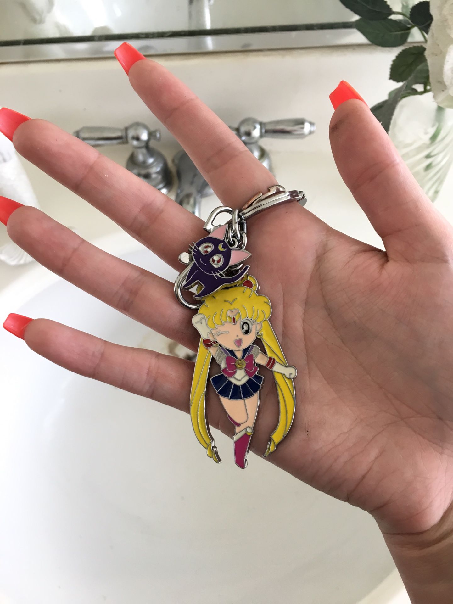 Sailor moon keychain