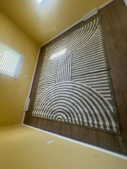 Area rug- LIVABLISS Fossay Shag